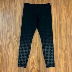 Lululemon herringbone wunder under